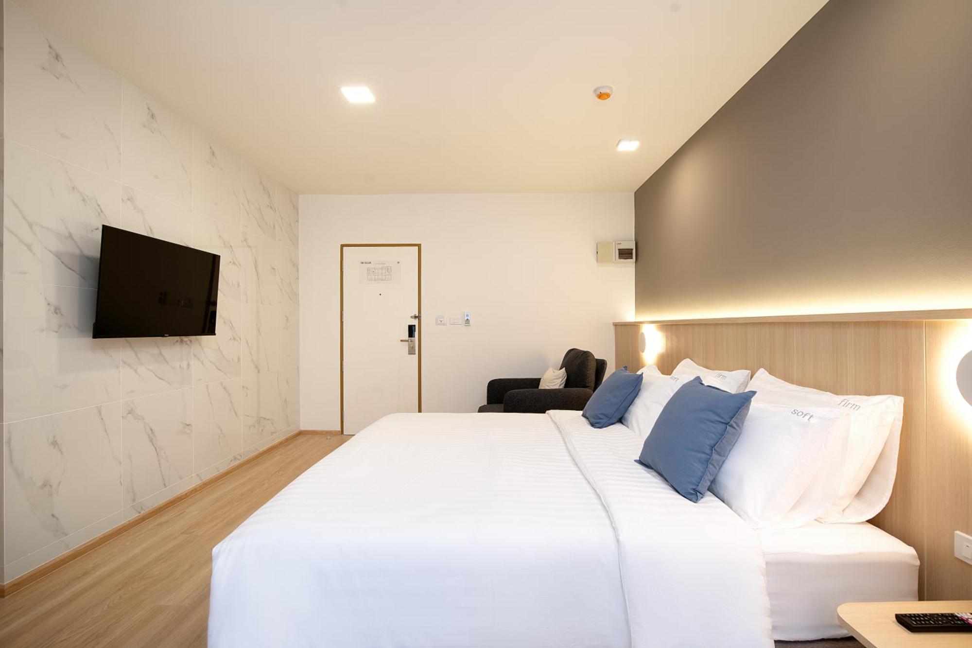 Diya Hotel Банкок Екстериор снимка