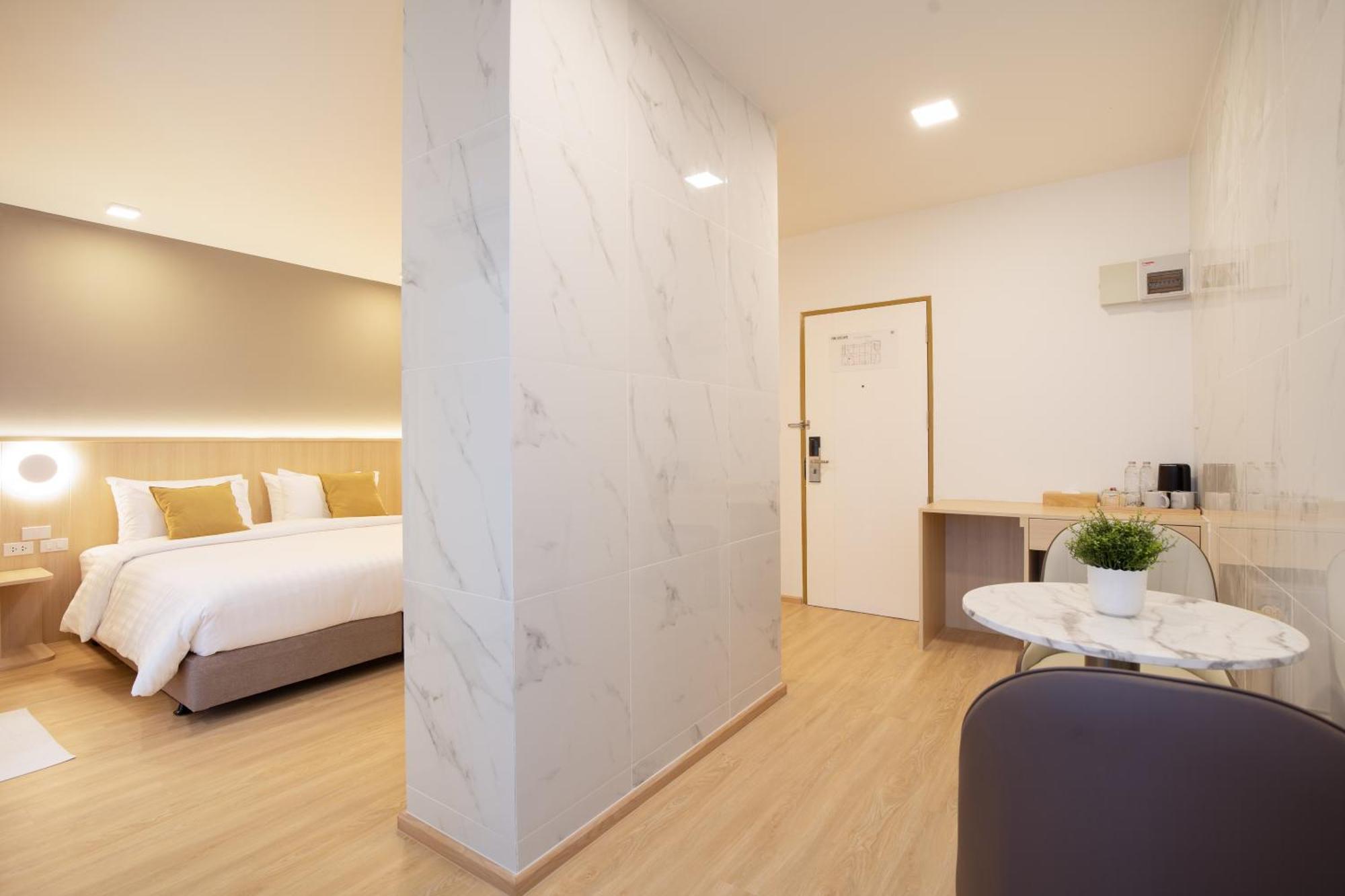 Diya Hotel Банкок Екстериор снимка