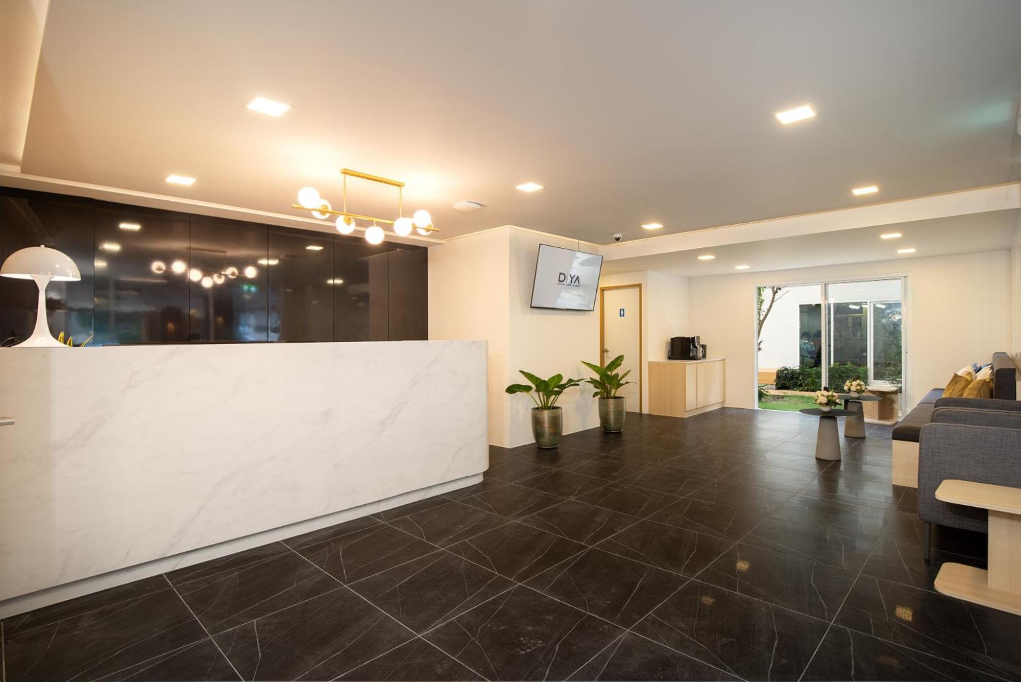 Diya Hotel Банкок Екстериор снимка