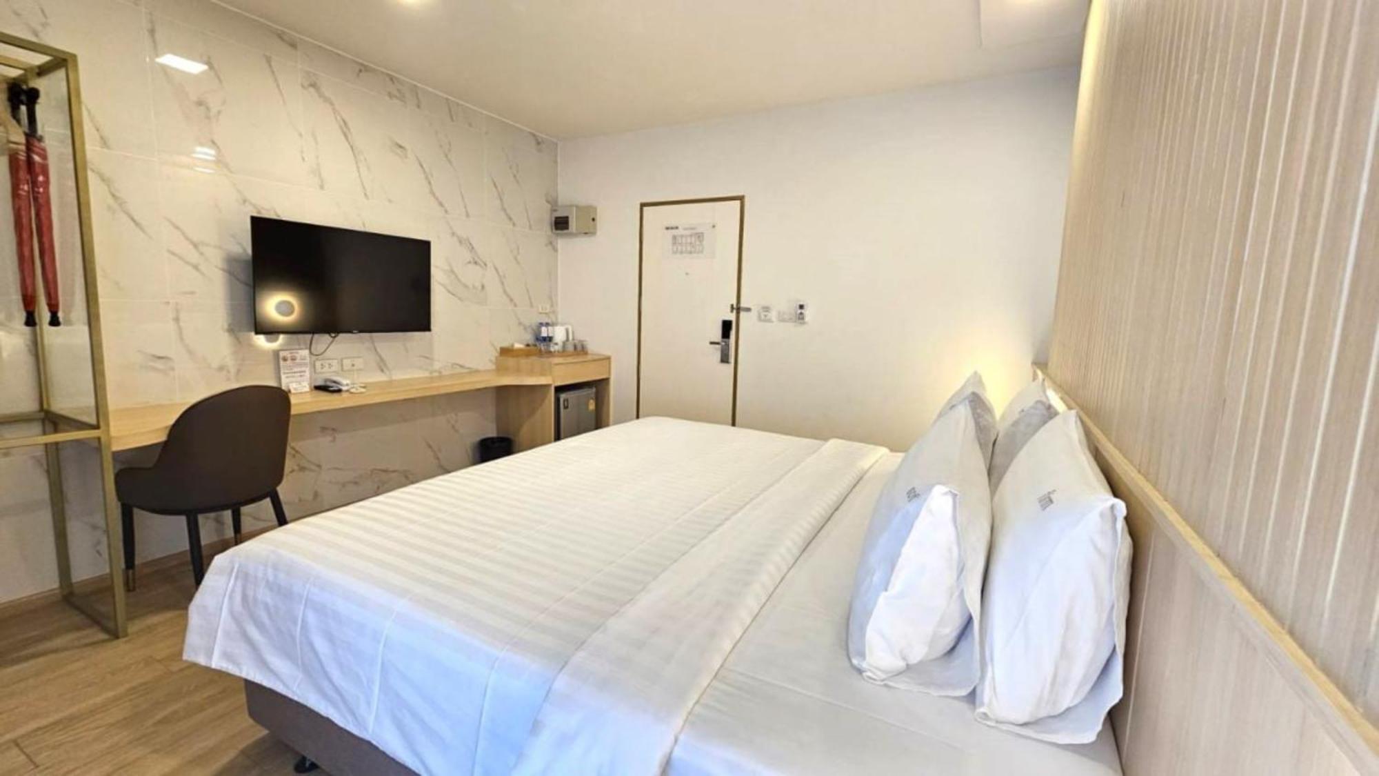 Diya Hotel Банкок Екстериор снимка